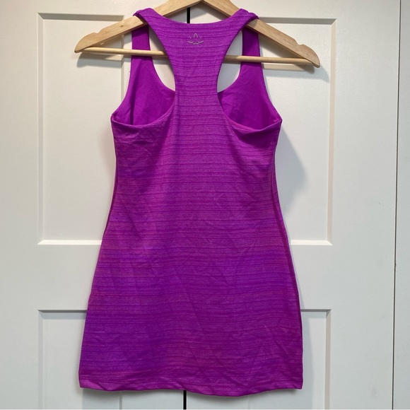 Beyond Yoga Racerback Tank Top - Picture 4 of 9